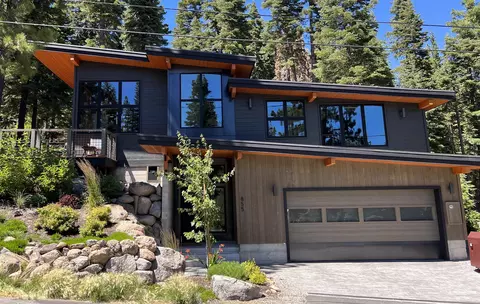 855 Beverly Dr, Carnelian Bay, CA 96140