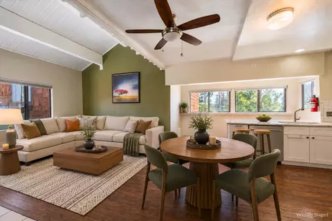 11661 Snowpeak Way # 520, Truckee, CA 96161