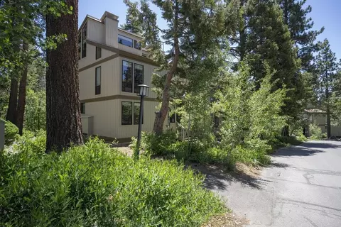 1001 Commonwealth Dr # 151, Kings Beach, CA 96143