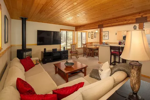 13075 Northwoods Blvd, Truckee, CA 96161
