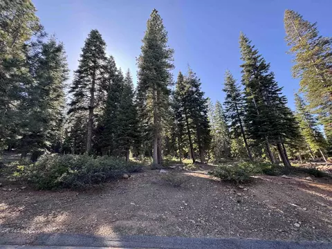 9158 Tarn Cir, Truckee, CA 96161