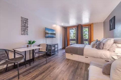 2000 Northstar Dr # 211, Truckee, CA 96161
