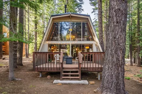 16845 Northwoods Blvd, Truckee, CA 96161