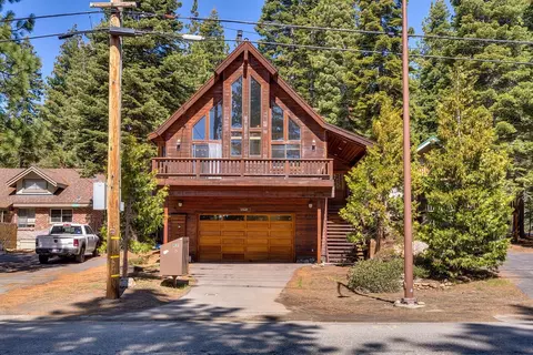 4121 N Lake Blvd, Carnelian Bay, CA 96140