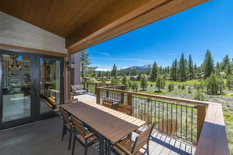 9141 Heartwood Dr, Truckee, CA 96161
