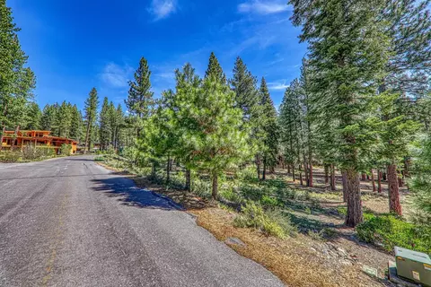 11729 Coburn Dr, Truckee, CA 96161 photo 8