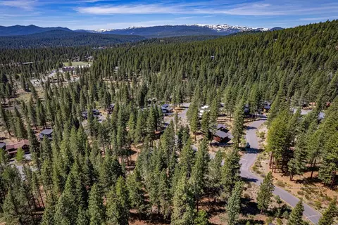 11729 Coburn Dr, Truckee, CA 96161 photo 4