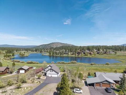 15597 Glenshire Dr, Truckee, CA 96161