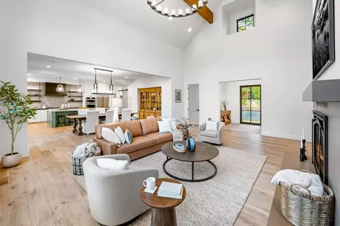 Living - 12885 Caleb Dr, Truckee, CA 96161 photo 2 of 3