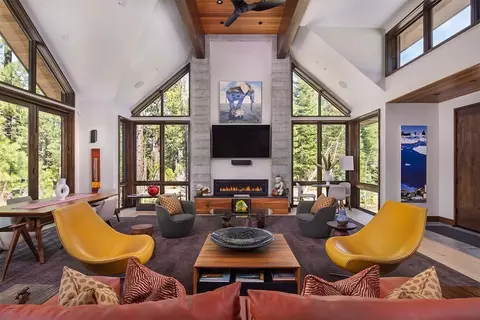 Living - 600 Ej Brickell, Truckee, CA 96161 photo 1 of 2