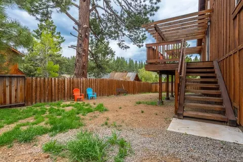 Exterior - 16138 Lance Dr, Truckee, CA 96161 photo 5 of 6