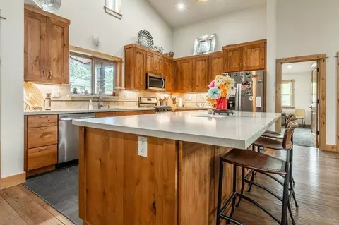 Kitchen - 16138 Lance Dr, Truckee, CA 96161 photo 1 of 3
