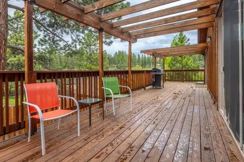 Exterior - 16138 Lance Dr, Truckee, CA 96161 photo 4 of 6