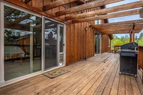 Exterior - 16138 Lance Dr, Truckee, CA 96161 photo 3 of 6