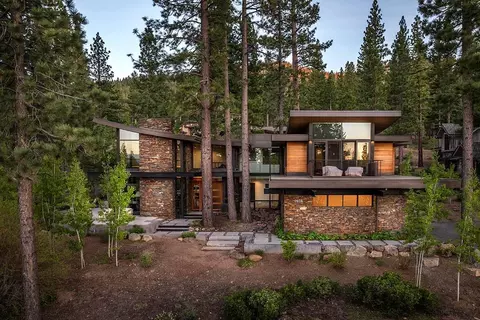 2606 Elsinore Ct, Truckee, CA 96161