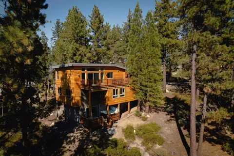 3737 Terrace Dr, South Lake Tahoe, CA 96150