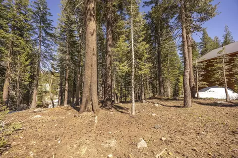 3216 Slumber Way, Soda Springs, CA 95728