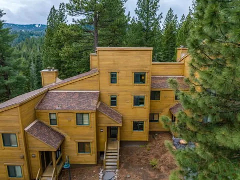 5083 Gold Bnd, Truckee, CA 96161