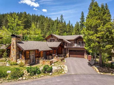 107 Shoshone Ct, Olympic Valley, CA 96146