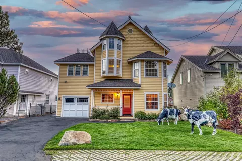 10050 River St, Truckee, NV 89523