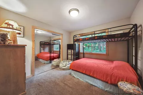 Bedroom - 12466 Pinnacle Loop, Truckee, CA 96161 photo 3 of 3