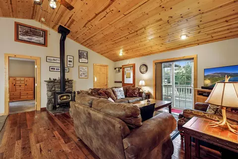 Living - 12466 Pinnacle Loop, Truckee, CA 96161 photo 4 of 4