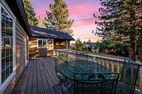 Exterior - 12466 Pinnacle Loop, Truckee, CA 96161 photo 3 of 4