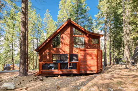 Exterior - 1606 Deer Path, Truckee, CA 96161 photo 4 of 4