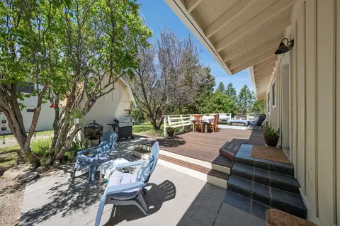 185 Smithneck Rd, Loyalton, CA 96118 photo 4