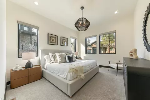Bedroom - 10256 Modane Pl, Truckee, CA 96161 photo 1 of 3