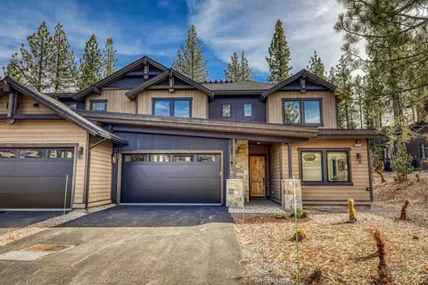 10256 Modane Pl, Truckee, CA 96161