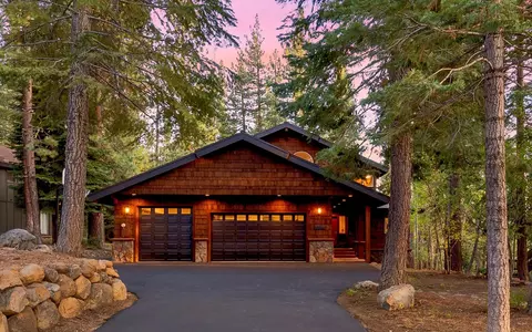 11114 Mougle Ln, Truckee, CA 96161