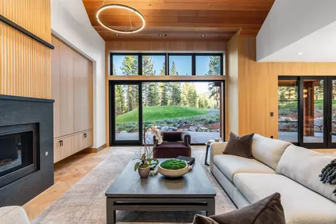10212 Dick Barter, Truckee, CA 96161
