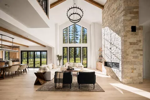 9233 Heartwood Dr, Truckee, CA 96161