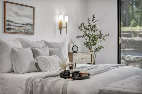 Bedroom - 10633 Carson Range Rd, Truckee, CA 96161 photo 3 of 5