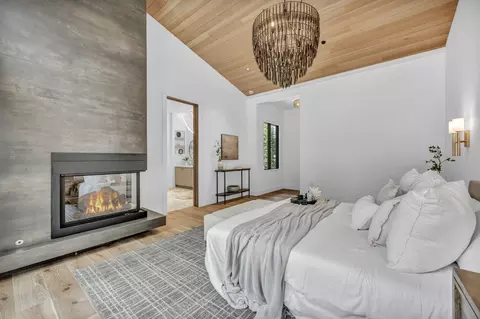 Bedroom - 10633 Carson Range Rd, Truckee, CA 96161 photo 2 of 5