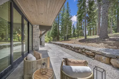 Exterior - 10633 Carson Range Rd, Truckee, CA 96161 photo 2 of 3