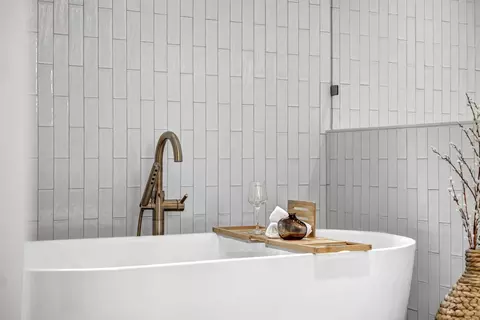 Bath - 10633 Carson Range Rd, Truckee, CA 96161 photo 2 of 5