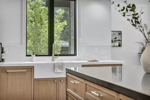 Kitchen - 10633 Carson Range Rd, Truckee, CA 96161 photo 3 of 6