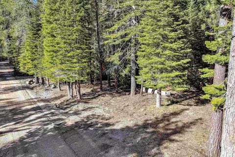 7898 River Rd, Tahoe City, CA 96145 photo 5