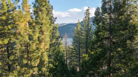 15444 Cedar Point Dr, Truckee, CA 96161 photo 11