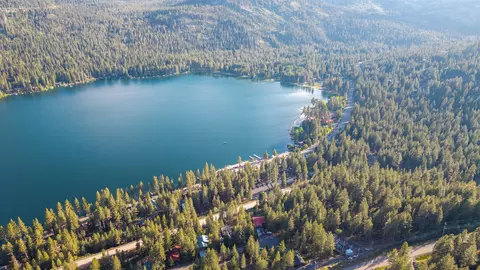 15444 Cedar Point Dr, Truckee, CA 96161 photo 3