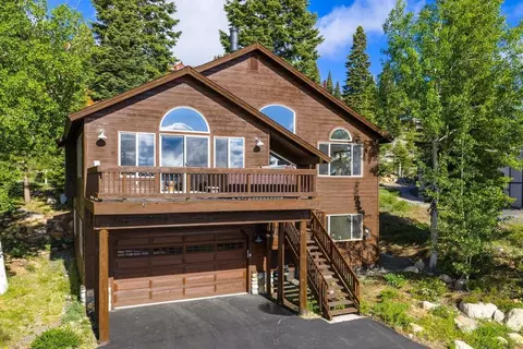 11648 Rhineland Ave, Truckee, CA 96161