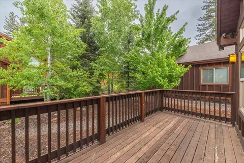 10364 Winter Creek Loop # MANZANITA, Truckee, CA 96161 photo 12