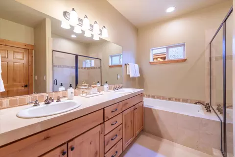 10364 Winter Creek Loop # MANZANITA, Truckee, CA 96161 photo 15
