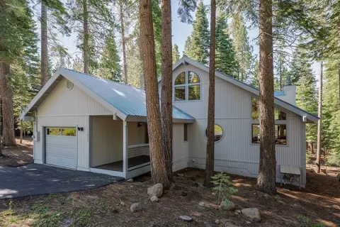11917 Sitzmark Way, Truckee, CA 96161