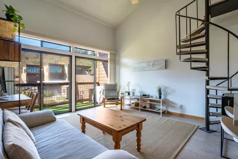 11591 Snowpeak Way # 407, Truckee, CA 96161