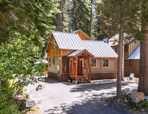 10531 Maple St, Truckee, CA 96161
