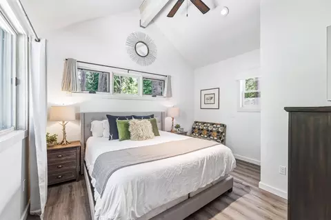 Bedroom - 10531 Maple St, Truckee, CA 96161 photo 1 of 5