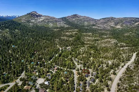 16481 Jebs Ct, Truckee, CA 96161 photo 7